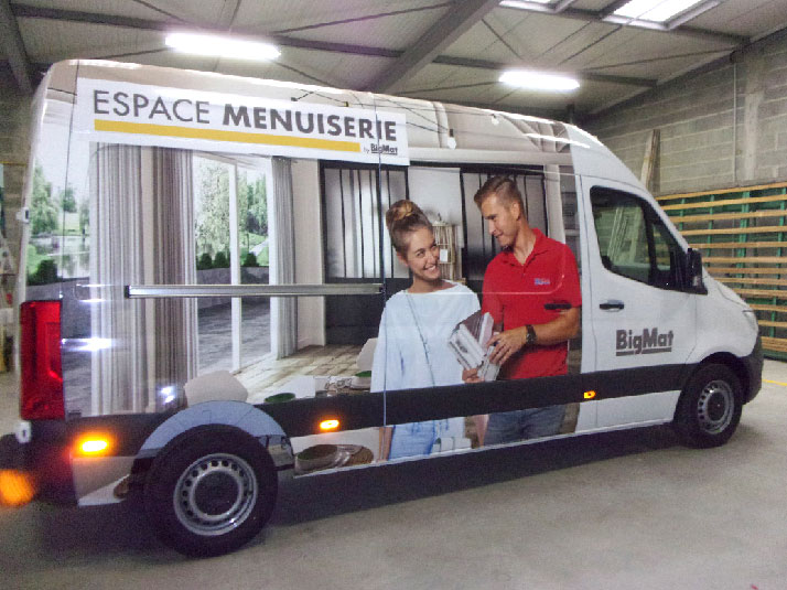 Camion covering par Guichard Pub